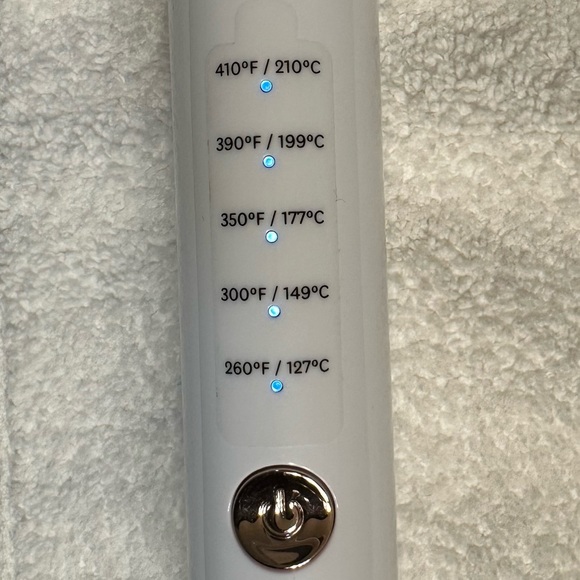 T3 Twirl Ceramic Curling Iron 1.25 inch - Picture 5 of 8